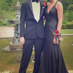 Black prom dress